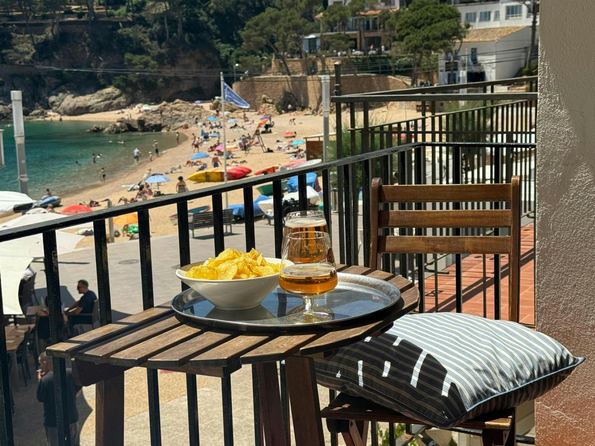 Tamariu Beach 1: Beachfront Wifi Up To 6 Ppl Esterno foto